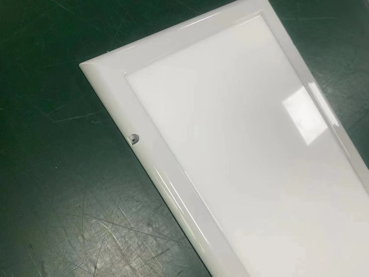 洁净室内净化灯的作用